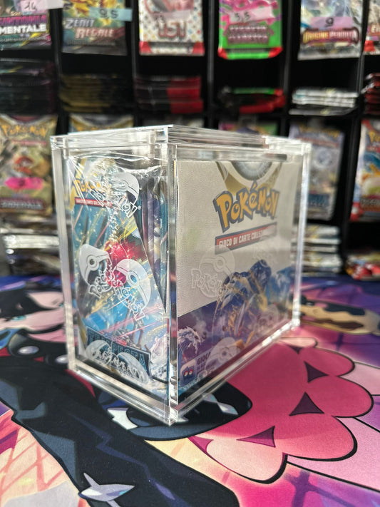 Cards Collection - Case in Plexiglass con chiusura magnetica per Box Pokemon